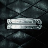 Мультитул Leatherman Free P2 (832638)